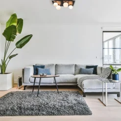 Grote plafondlamp rechthoekig zwart met witte bollen><noscript><img width=