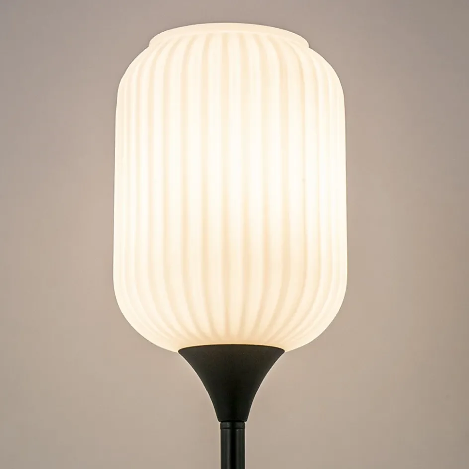 Hoge tafellamp zwart met wit glazen kap>Straluma