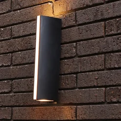 Langwerpige zwarte buitenlamp up+down en front><noscript><img width=