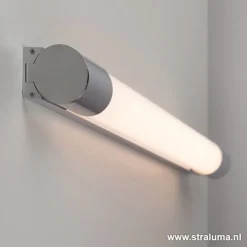 LED badkamer-wandlamp met stopcontact><noscript><img width=