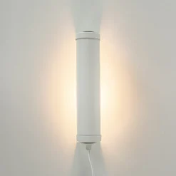 Mat witte wandlamp met snoer><noscript><img width=