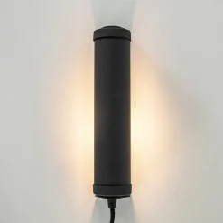 Mat zwarte wandlamp met snoer><noscript><img width=