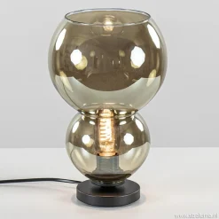 Trendy tafellamp met smoke glazen kap>Straluma Hot