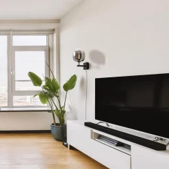 Trendy wandlamp zwart met smoke glazen kap en snoer><noscript><img width=