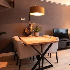 Wandlamp zwart met velourse kap><noscript><img width=